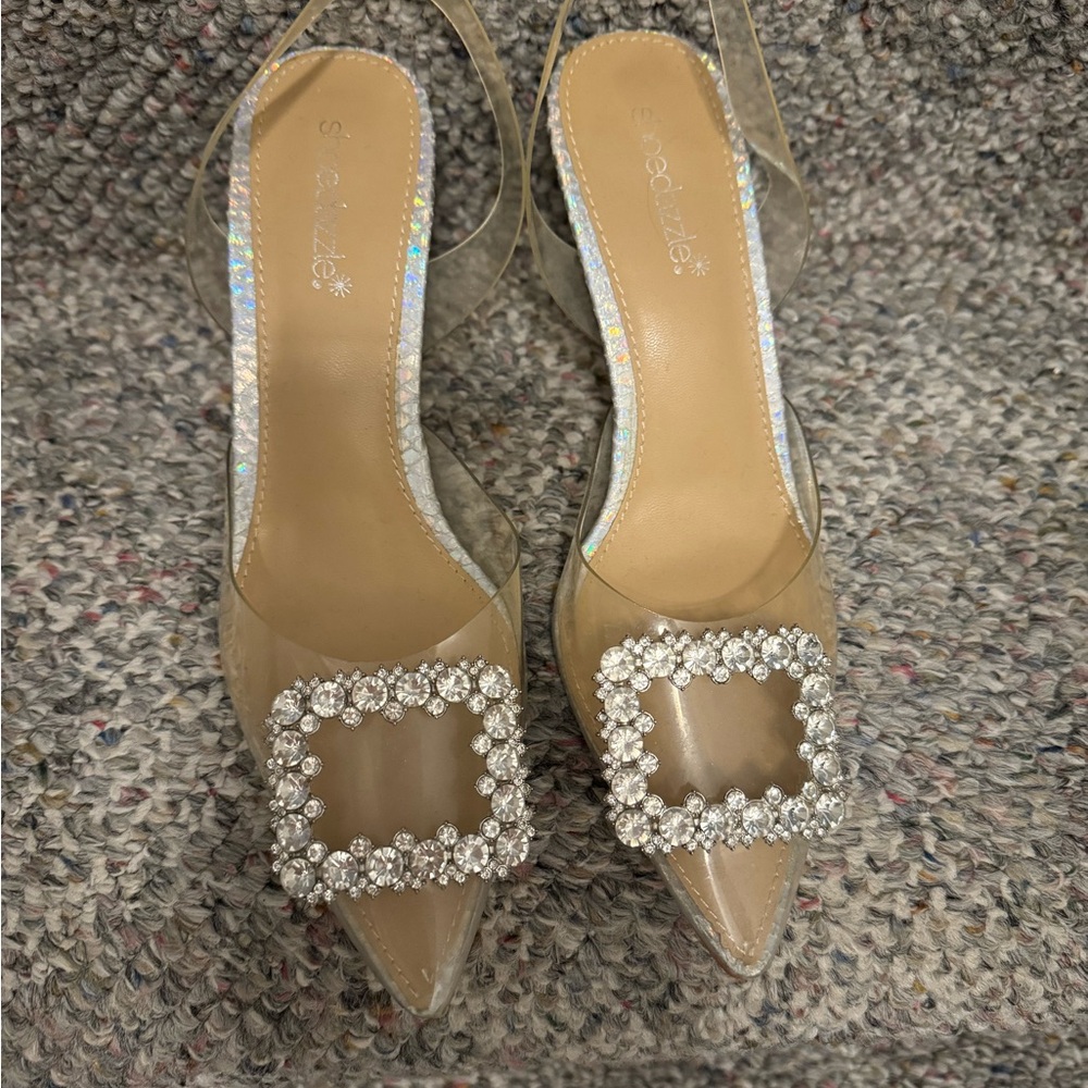 Shoe Dazzle Tan Heeled Shoes with Crystal Embellishments